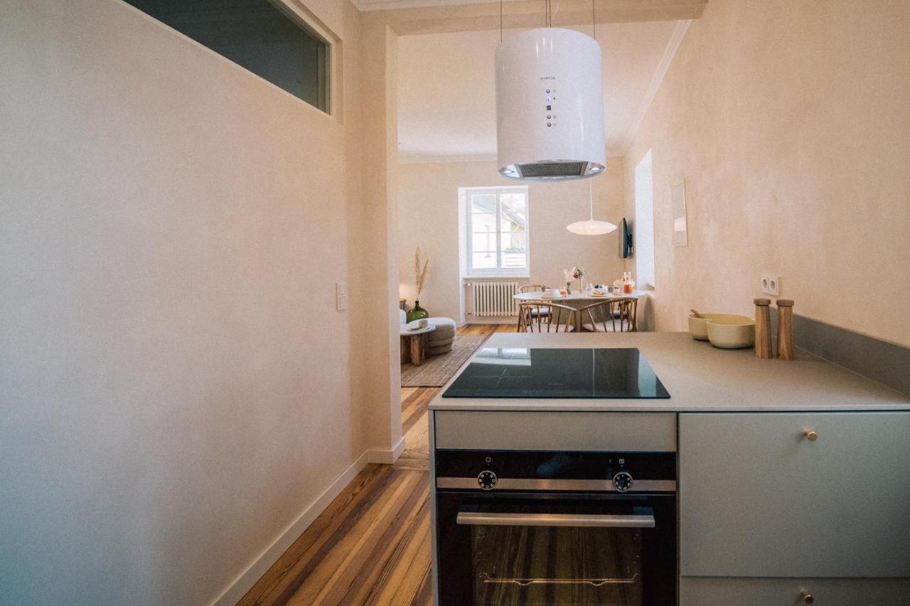 Gut Foersterlay - Exklusive Boutique Apartments Im Historischen Winzerhaus Direkt An Der Mosel Lösnich エクステリア 写真