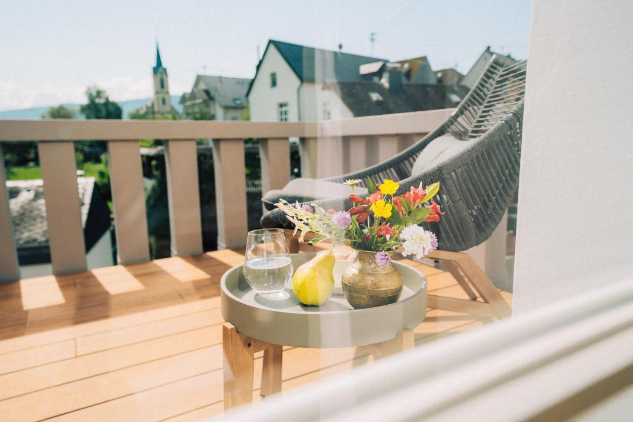 Gut Foersterlay - Exklusive Boutique Apartments Im Historischen Winzerhaus Direkt An Der Mosel Lösnich エクステリア 写真